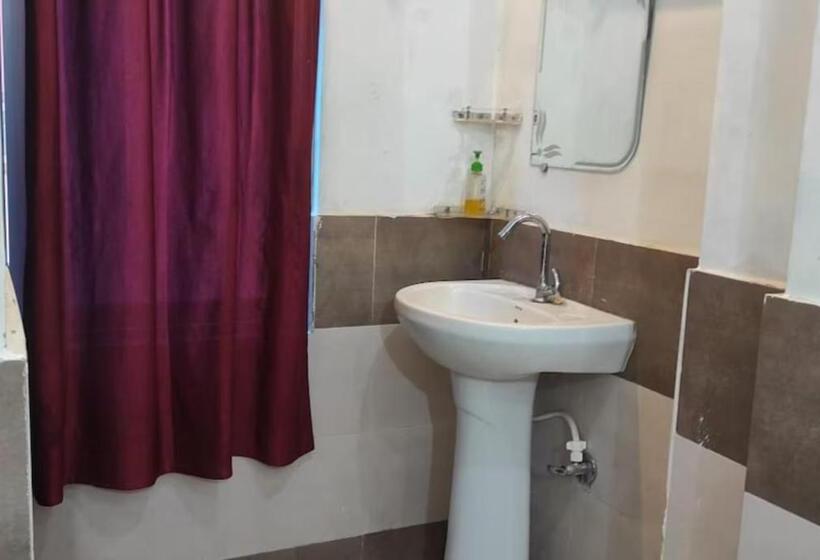 Goroomgo Hotel Sahu Rooms , Ayodhya