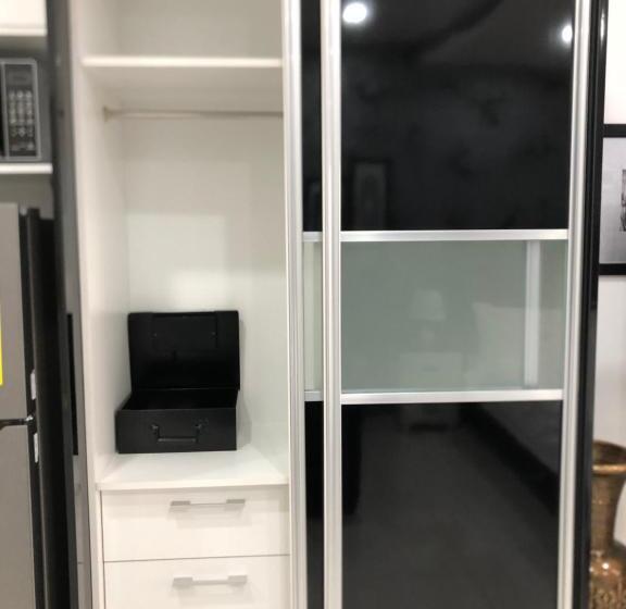 Hotell Deluxe Room With King Bed And Balcony At Kandi Palace