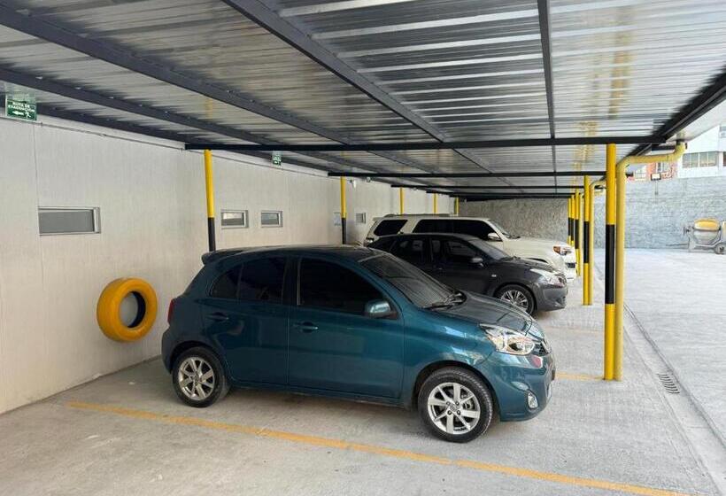 Отель Dreams Hostel