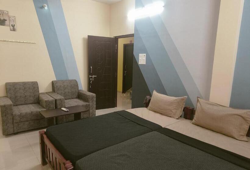 Hotel Sri Sinthalamman Residency