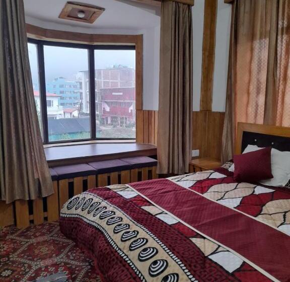 Hotel The Central House