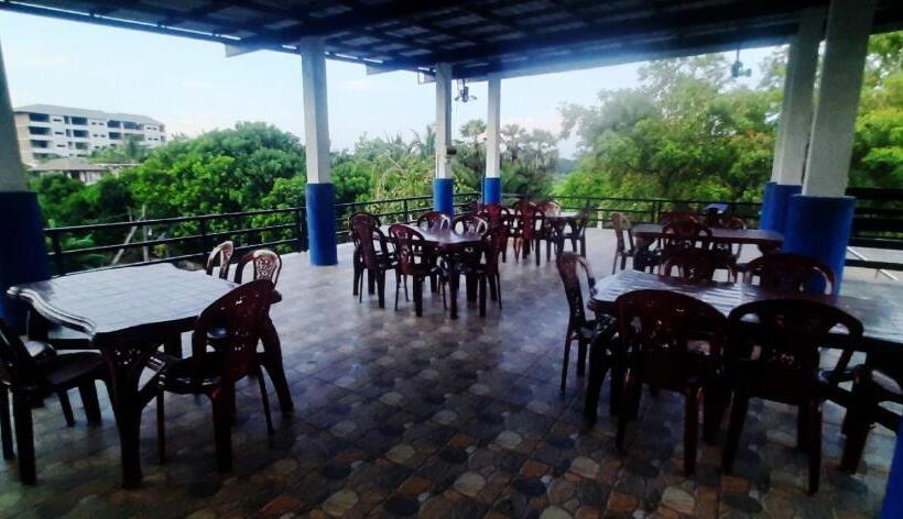 بنسيون Lucky Holiday Resort