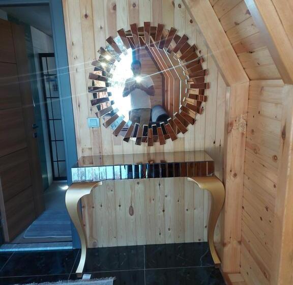 ペンション çırağan Deluxe Botanik Park Bungolov Evleri