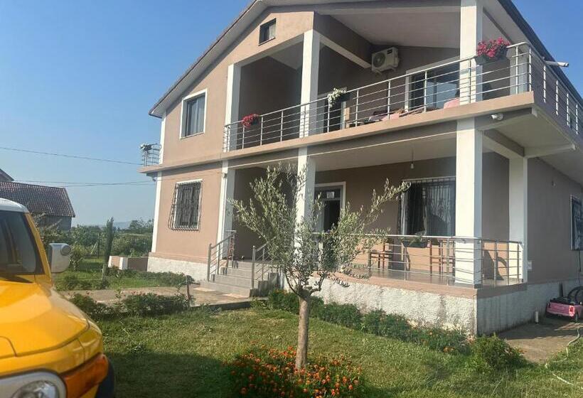 Bed & Breakfast Lake Room 1 Ballkan Guesthouse