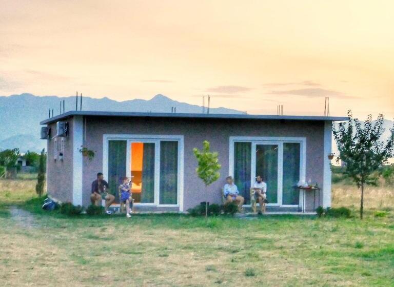 Bed & Breakfast Lake Room 1 Ballkan Guesthouse