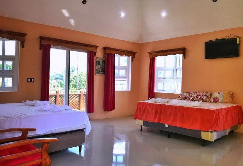 هتل Playa Morena El Paredon