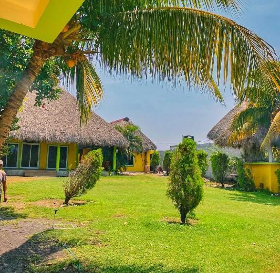 هتل Playa Morena El Paredon