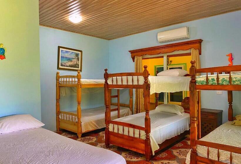 هتل Playa Morena El Paredon