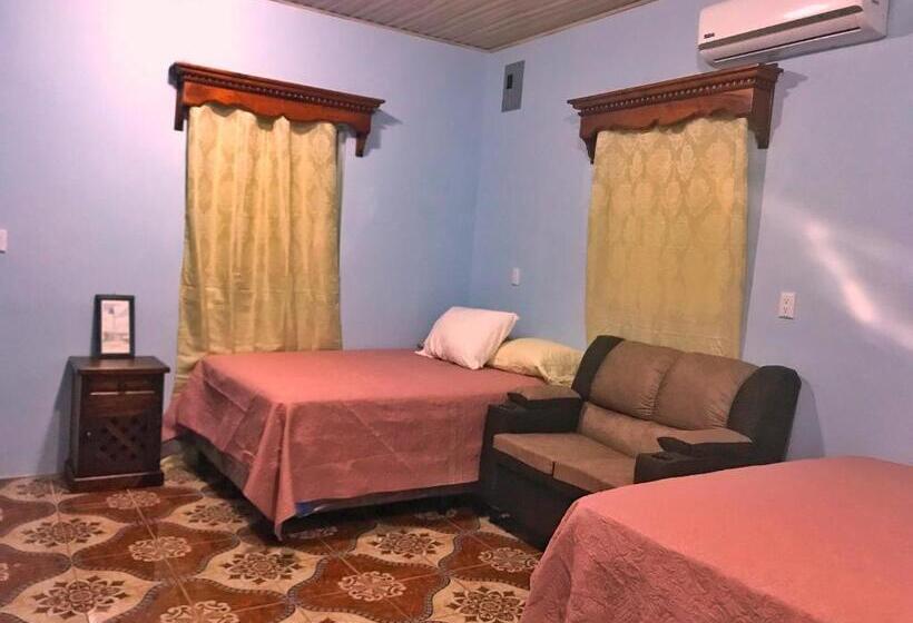 هتل Playa Morena El Paredon