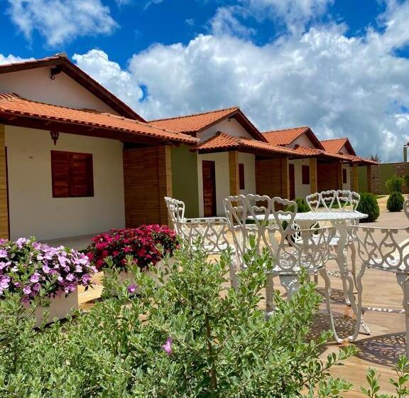 בית מלון כפרי Pousada Villa Chalé
