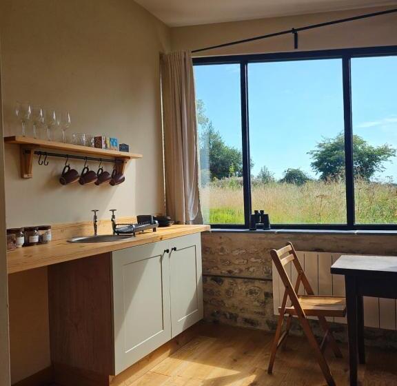 酒店 The Drewe Arms, Broadhembury