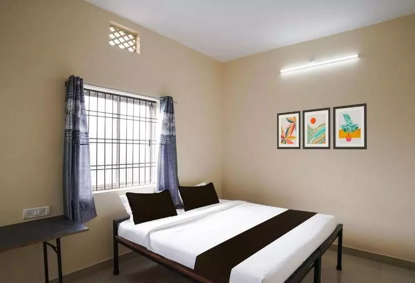 Oyo Hotel V&v