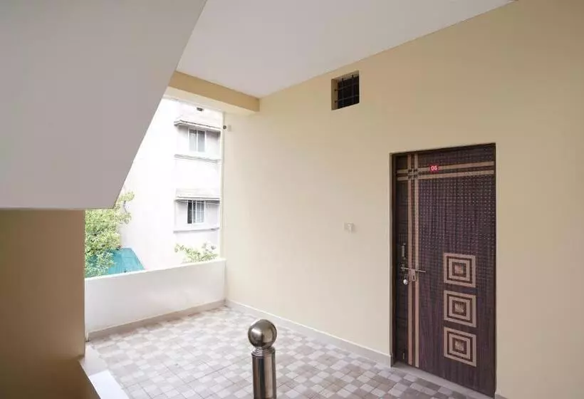 Oyo Hotel V&v