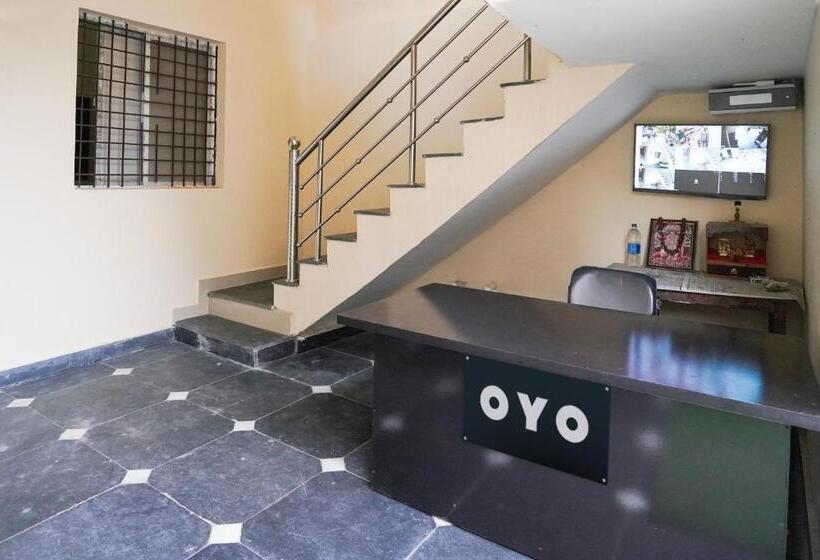 Oyo Hotel V&v