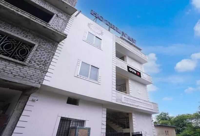 Oyo Hotel V&v