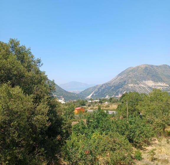 پانسیون Ari S Cozy Rooms, Llogara