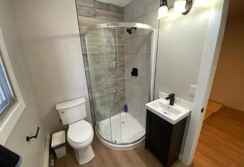 پانسیون Close To Whyte University New Reno King