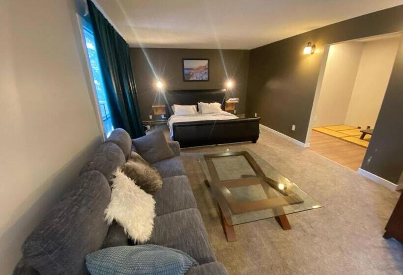 پانسیون Close To Whyte University New Reno King