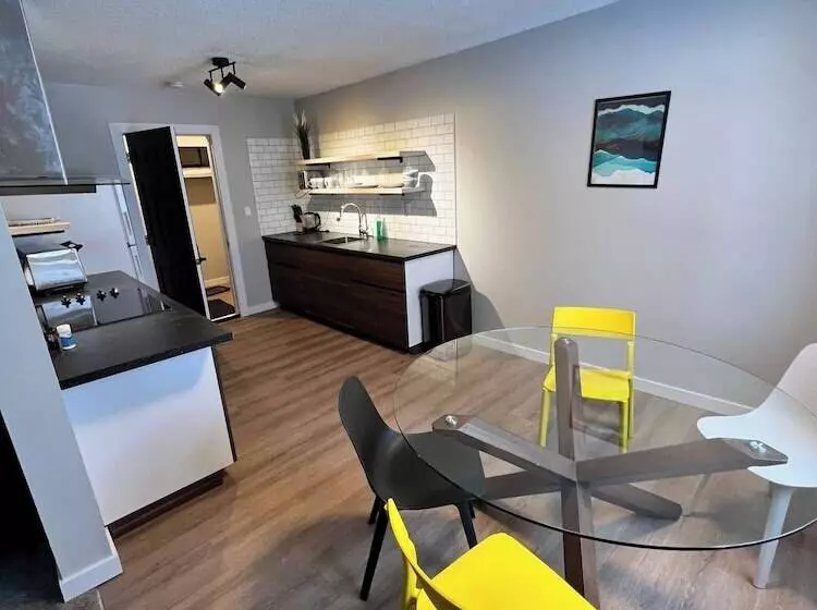 پانسیون Close To Whyte University New Reno King