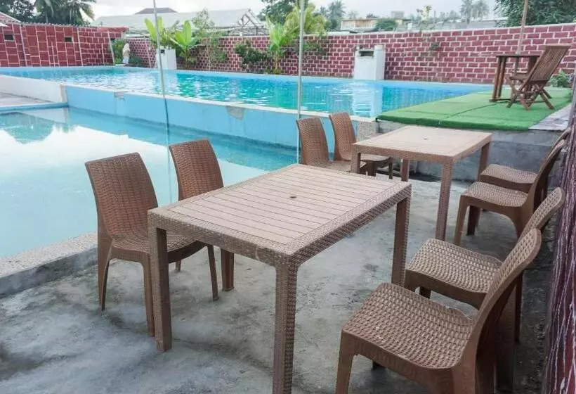 ペンション Rinjani Terrace Cottage & Resto