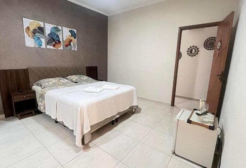 ペンション Suítes Aconchego Da Montanha