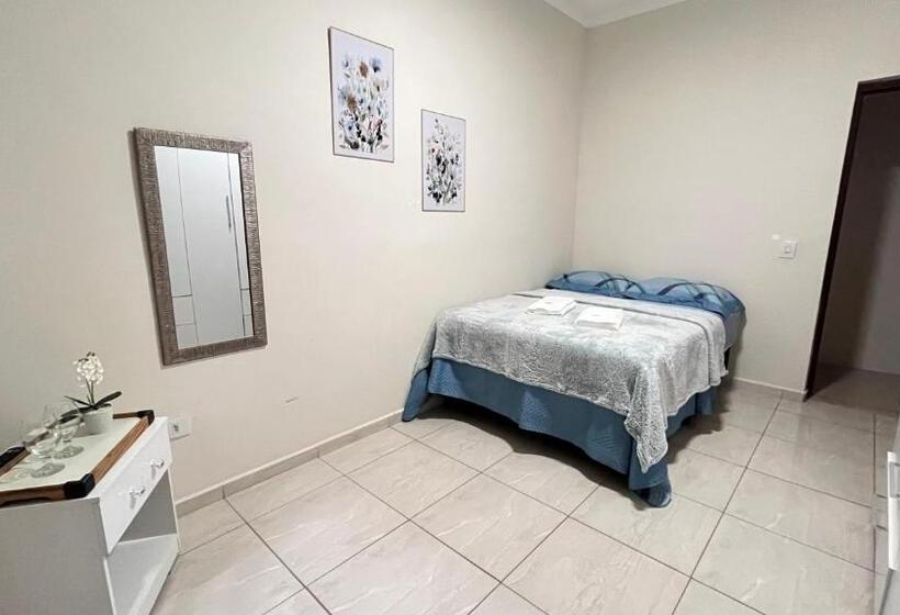 ペンション Suítes Aconchego Da Montanha