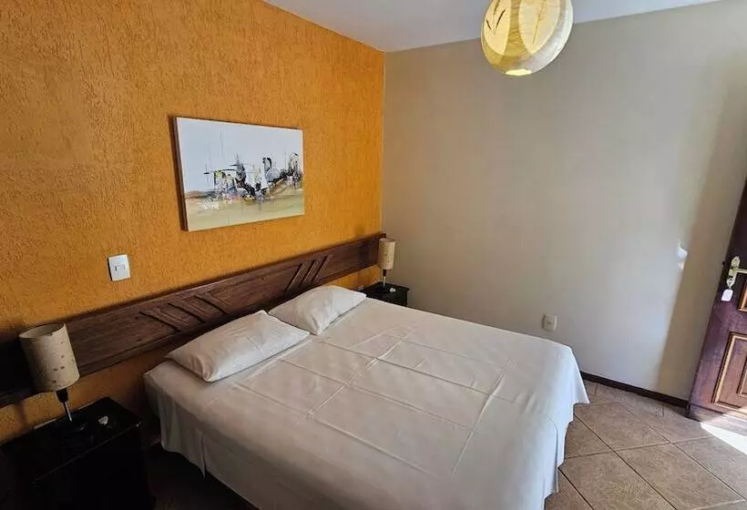 Retkeilymaja Pousada Ville Madére