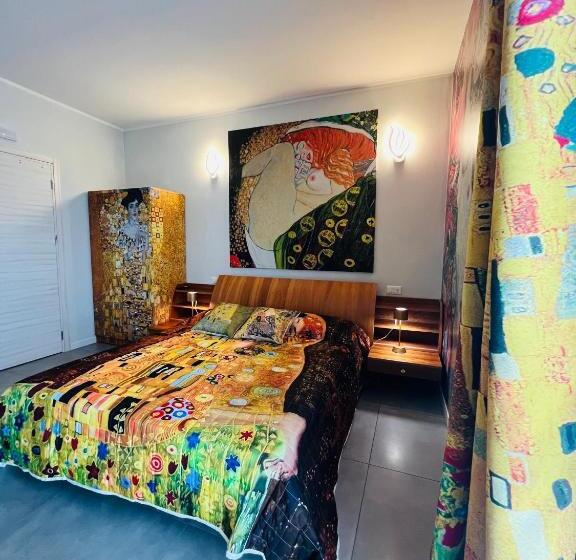 B&b Rifugio Degli Artisti Themed Rooms