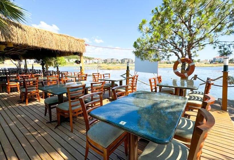 住宿加早餐 Gaia Bungalow