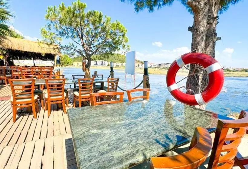 Aamiaismajoitus (B&B) Gaia Bungalow