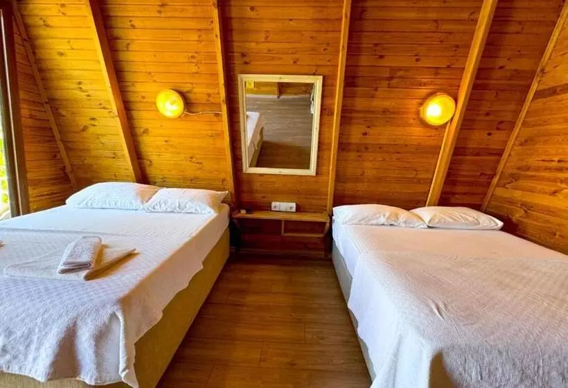 Aamiaismajoitus (B&B) Gaia Bungalow