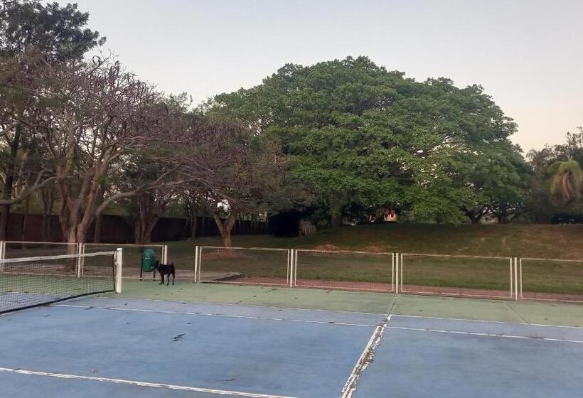 Casa Muy Cómoda Santa Cruz