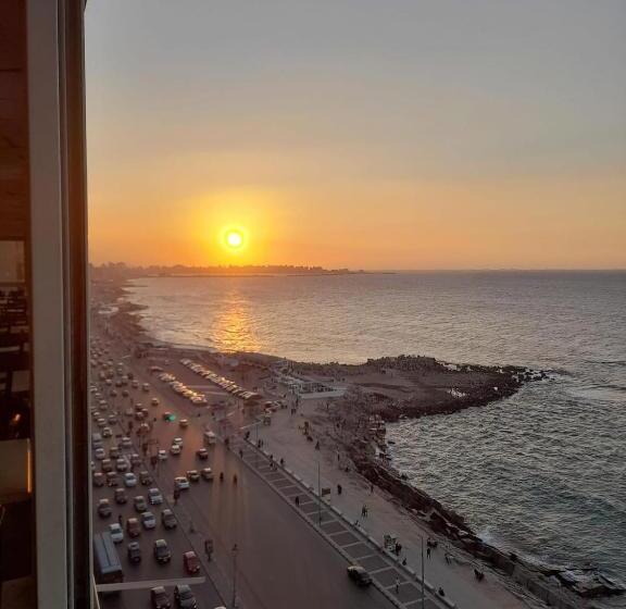 Cleopatra Hotel Alexandria   Families Only