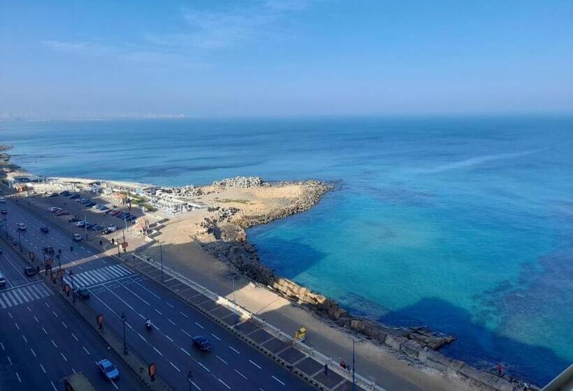 Cleopatra Hotel Alexandria   Families Only