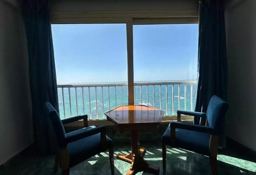 Cleopatra Hotel Alexandria   Families Only