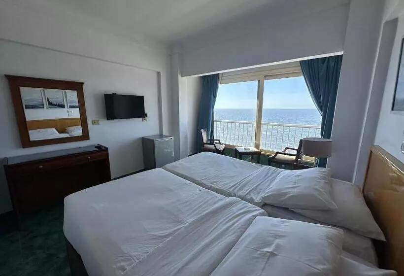 Cleopatra Hotel Alexandria   Families Only