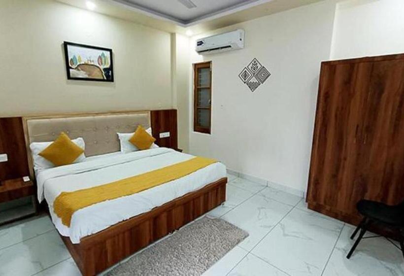 Fabhotel Hari Rudra Inn