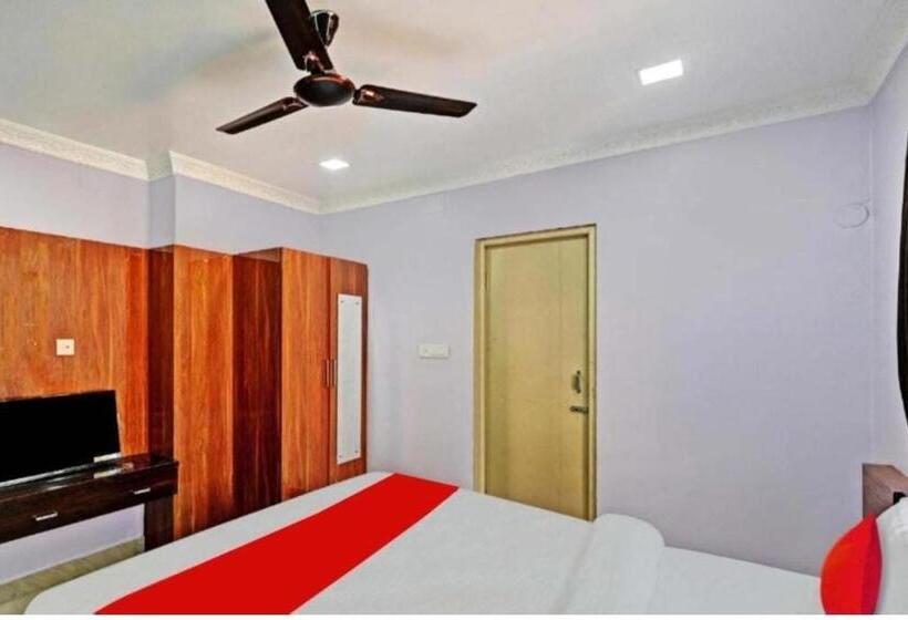 Hotel Day S Inn Premium Near Kiit University & Infocity Best Seller