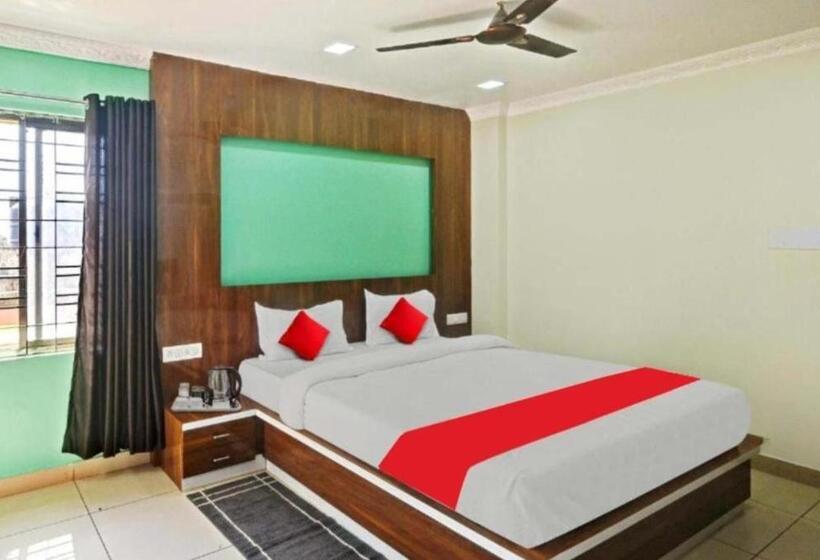 Hotel Day S Inn Premium Near Kiit University & Infocity Best Seller