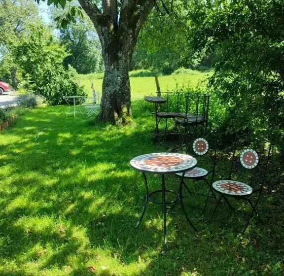 Hotelli La Balade Des Gnomes