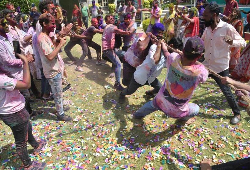 فندق Suraj Garh Resort & Hotal