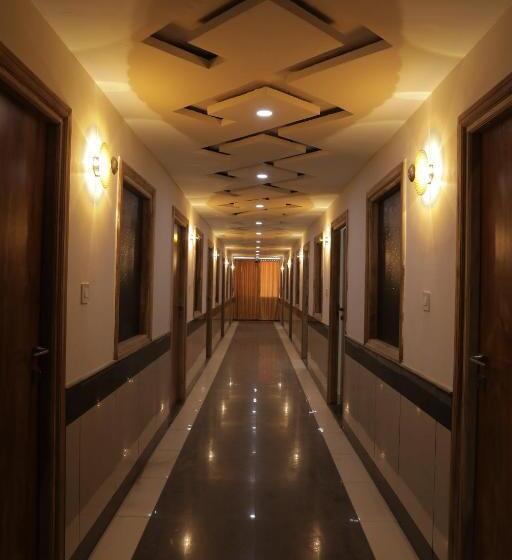 فندق Suraj Garh Resort & Hotal