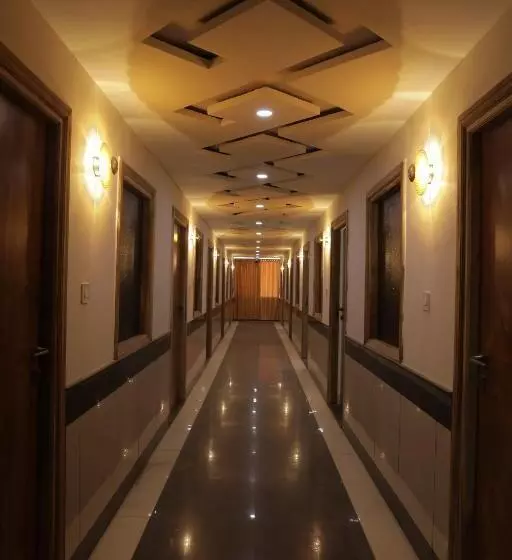 ホテル Suraj Garh Resort & Hotal