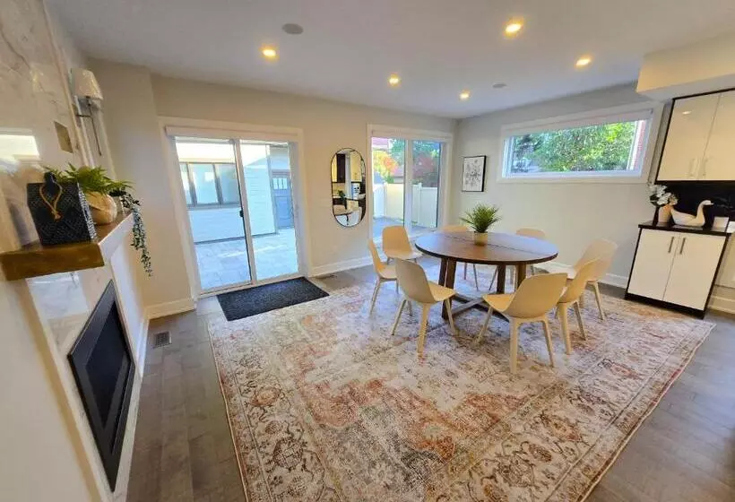 ペンション Byward Market Luxury Guesthouse