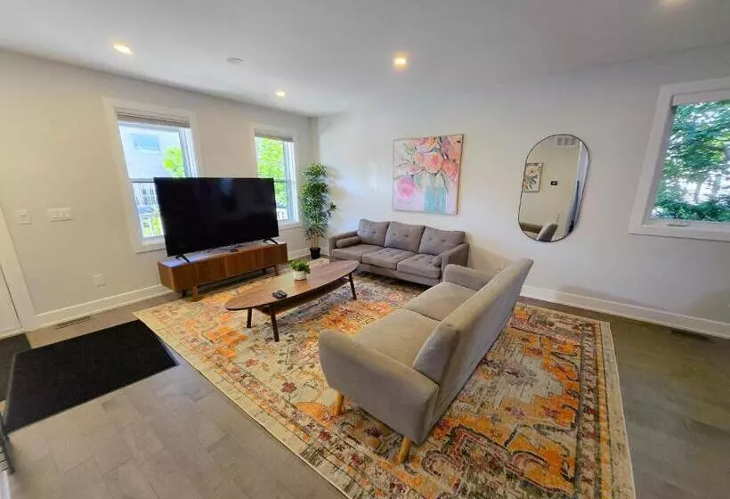 ペンション Byward Market Luxury Guesthouse