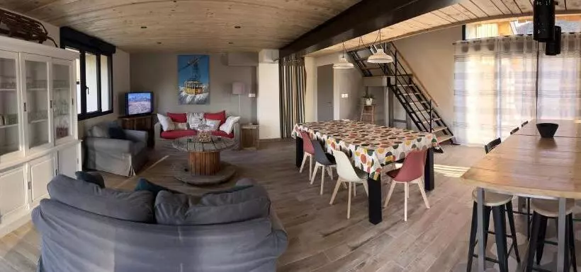 ペンション Escale 1695