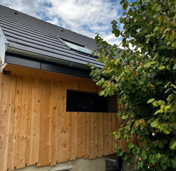 Пансион Escale 1695