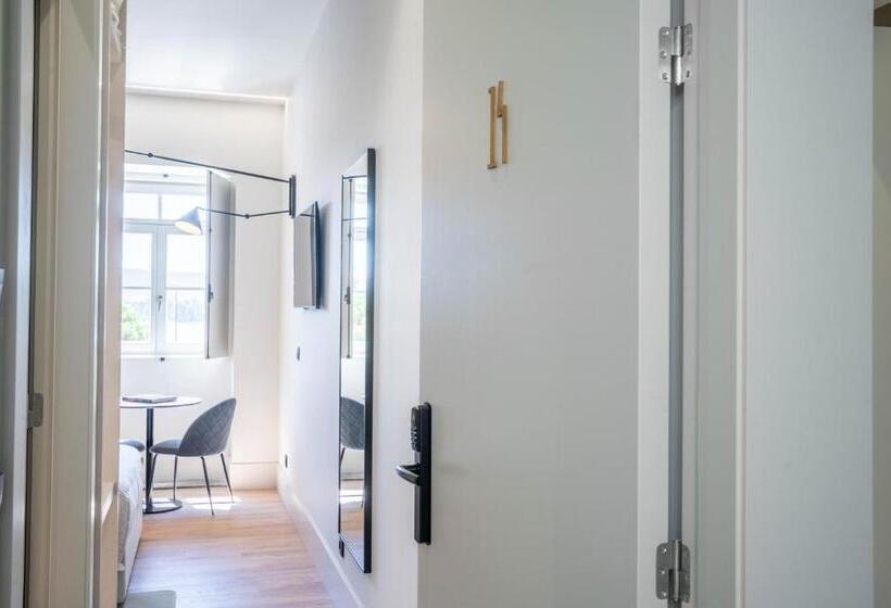 پانسیون Gigantones Guesthouse