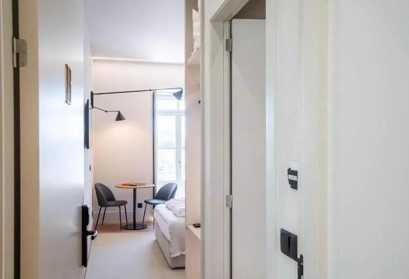پانسیون Gigantones Guesthouse