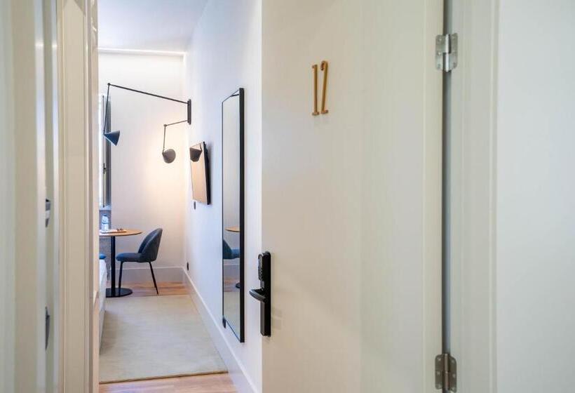 پانسیون Gigantones Guesthouse